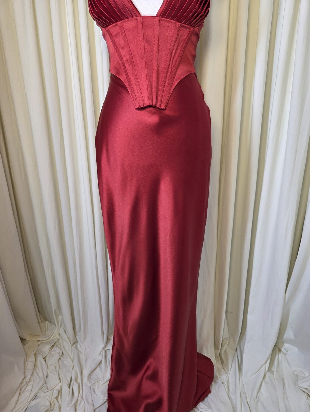 Vestido largo Shae - Rojo babyboo NWT $135 - Picture 9 of 14